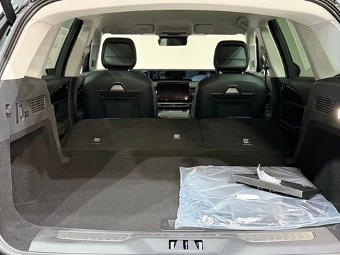 New 2026 Lincoln Nautilus Premier w/ Jet Appearance Package image 37