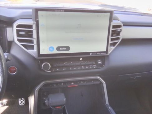 Used 2023 Toyota Tundra Limited w/ TRD Off-Road Package image 18