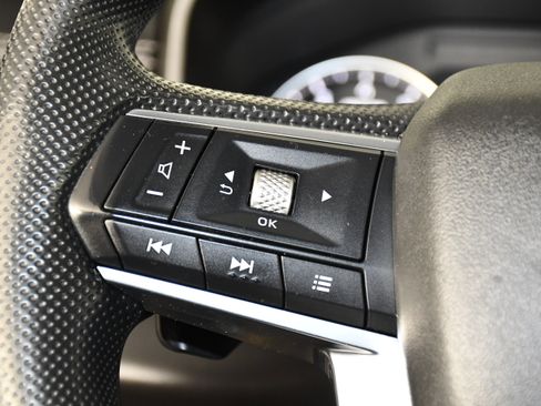 Used 2022 Mitsubishi Outlander ES image 21