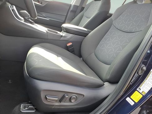 Used 2024 Toyota RAV4 XLE image 12