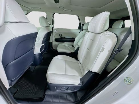 New 2026 Hyundai Palisade Calligraphy FWD image 17