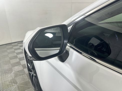 Used 2024 Toyota Camry SE w/ Cold Weather Package FWD image 10