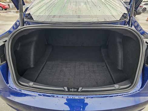 Used 2021 Tesla Model 3 Standard Range Plus image 12