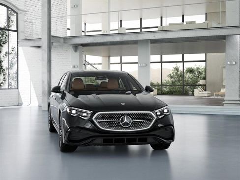 New 2026 Mercedes-Benz E 450 4MATIC Sedan image 8