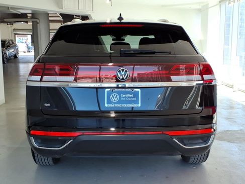 Certified 2024 Volkswagen Atlas Cross Sport SE FWD image 5