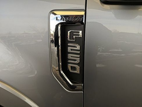 Certified 2022 Ford F250 Lariat w/ Tremor Off-Road Package image 12
