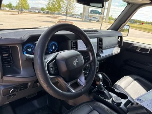 Used 2025 Ford Bronco Badlands w/ Sasquatch Package image 4