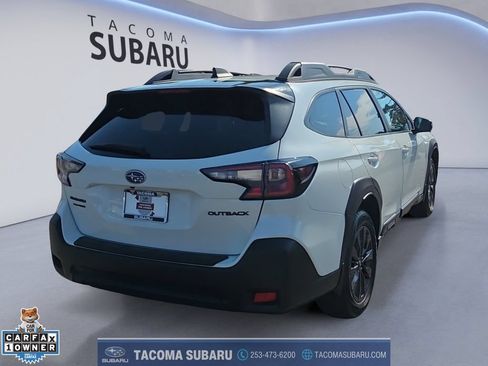 Used 2025 Subaru Outback Onyx Edition AWD/4WD image 5