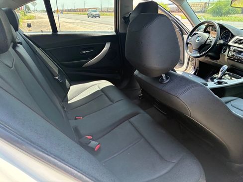 Used 2017 BMW 320i Sedan RWD image 33