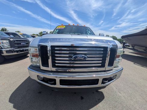 Used 2010 Ford F250 Lariat AWD/4WD image 4