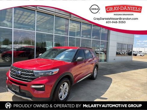 Used 2023 Ford Explorer XLT w/ Equipment Group 202A image 1