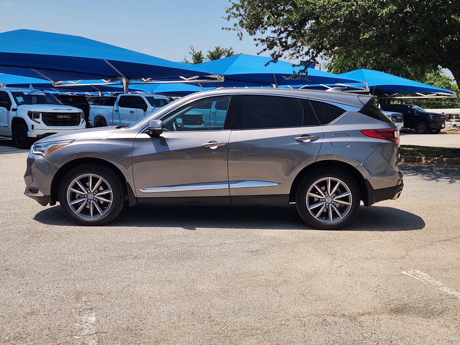Used 2023 Acura RDX w/ Technology Package AWD/4WD image 3