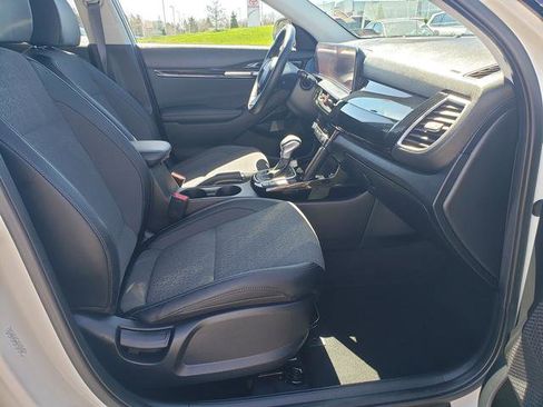 Certified 2024 Kia Seltos S image 19