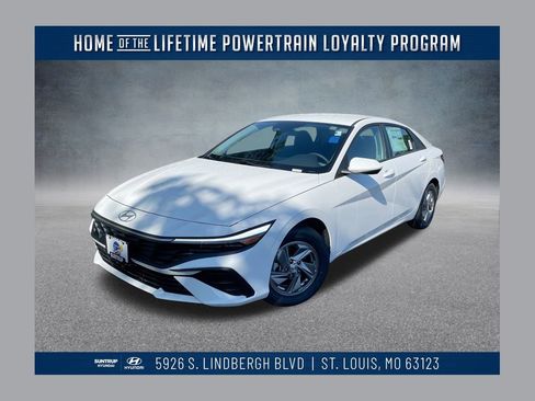 Certified 2025 Hyundai Elantra SE image 1