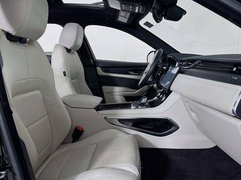 Used 2025 Jaguar F-PACE R-Dynamic S image 6