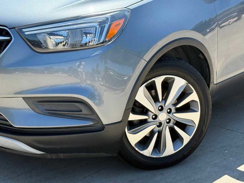 Used 2019 Buick Encore Preferred FWD image 3