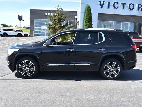 Used 2017 GMC Acadia Denali AWD/4WD image 2