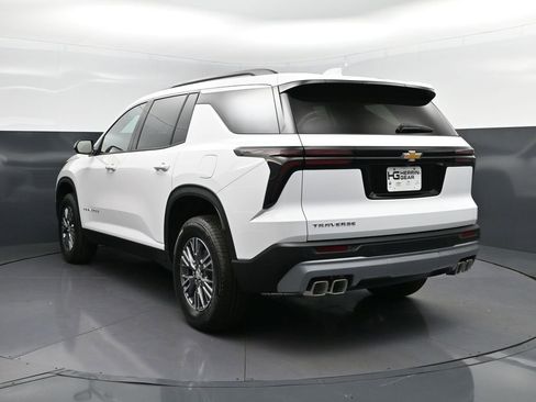 New 2026 Chevrolet Traverse LT image 5