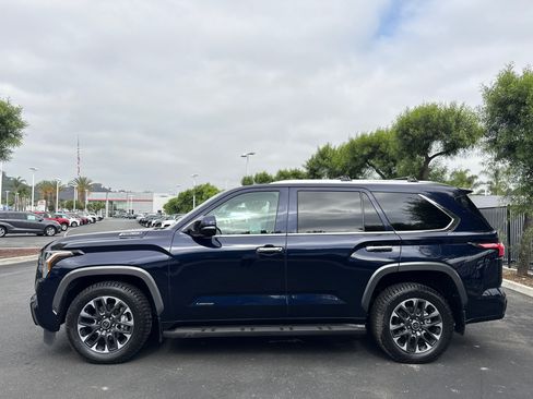 Certified 2024 Toyota Sequoia Limited w/ Tow Technology Package AWD/4WD image 4