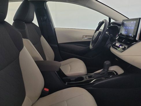 Used 2021 Toyota Corolla LE FWD image 21