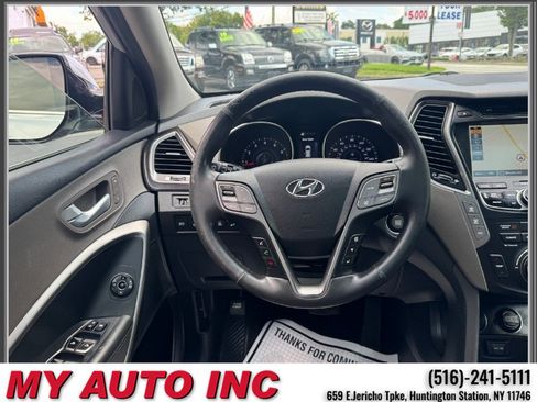 Used 2015 Hyundai Santa Fe GLS w/ Option Group 03 AWD/4WD image 13