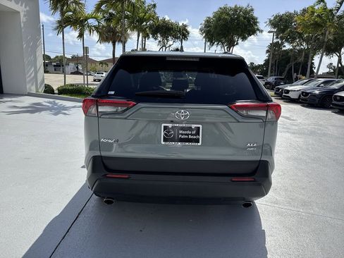 Used 2021 Toyota RAV4 XLE Premium AWD/4WD image 2