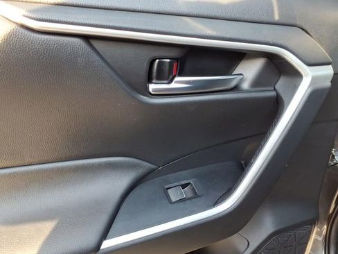 Used 2023 Toyota RAV4 XLE w/ Convenience Package image 6