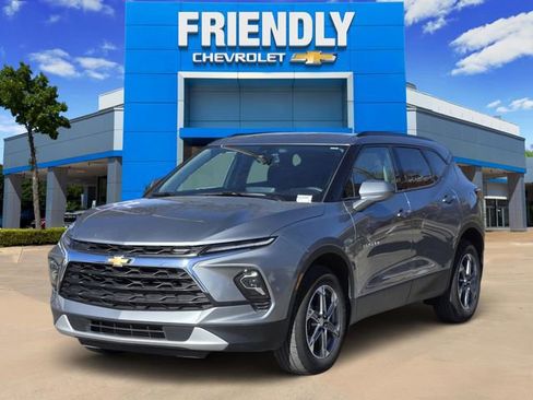 Used 2023 Chevrolet Blazer LT w/ Convenience Package image 3