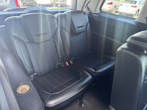 Used 2013 Mercedes-Benz GL 450 4MATIC image 18