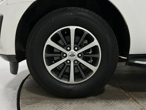 Used 2021 Ford Expedition XLT AWD/4WD image 40