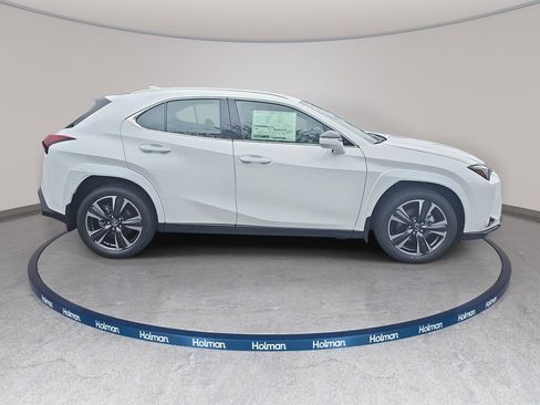 New 2026 Lexus UX 300h AWD image 4