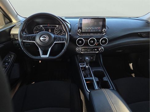 Used 2025 Nissan Sentra SV w/ All-Weather Package image 9