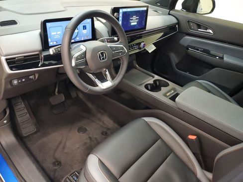 Certified 2024 Honda Prologue Touring image 2