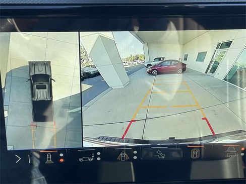 Used 2024 GMC Sierra 2500 Denali w/ Denali Reserve Package image 25