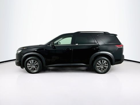 Used 2025 Nissan Pathfinder SV AWD/4WD image 4