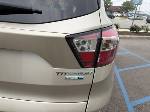 Used 2018 Ford Escape Titanium w/ Ford Safe & Smart Package AWD/4WD image 10