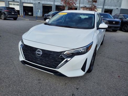 Certified 2025 Nissan Sentra SV w/ All-Weather Package image 8