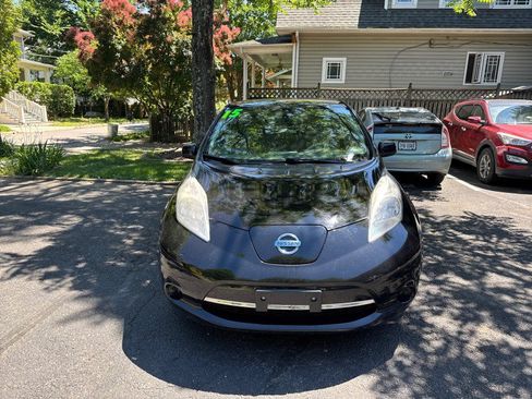 Used 2015 Nissan Leaf SV FWD image 8