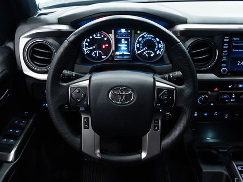 Used 2023 Toyota Tacoma Limited image 11