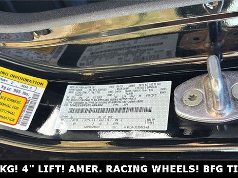 New 2025 Ford Bronco Badlands image 37