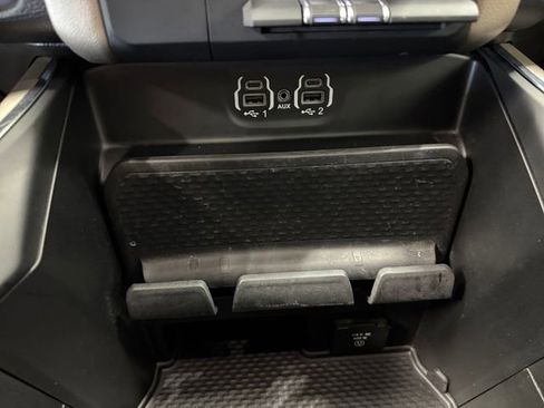 Used 2022 RAM 1500 Laramie AWD/4WD image 17