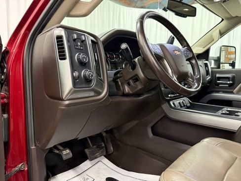 Used 2019 Chevrolet Silverado 2500 LTZ w/ Duramax Plus Package image 15