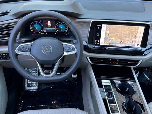 New 2026 Volkswagen Atlas SEL Premium R-Line image 13