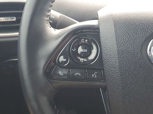 Used 2022 Toyota Prius Prime XLE image 33