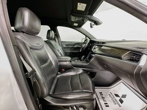 Used 2020 Cadillac XT6 Premium Luxury FWD image 31