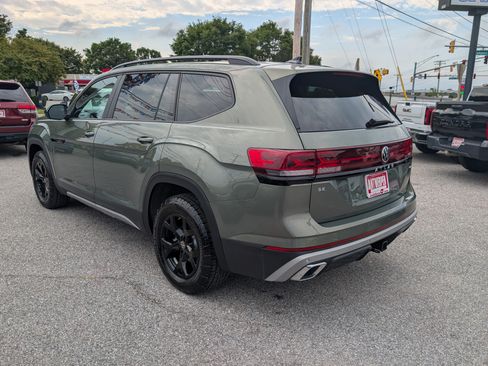 Used 2026 Volkswagen Atlas Peak Edition AWD/4WD image 5