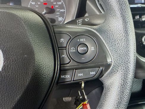 Used 2024 Toyota Corolla LE FWD image 15