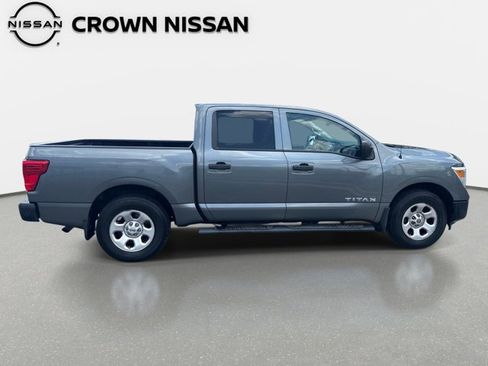 Certified 2017 Nissan Titan S RWD image 10