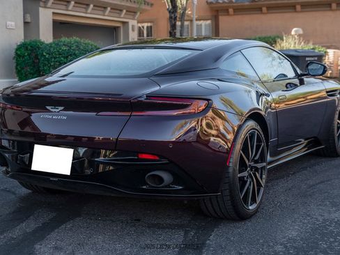 Used 2018 Aston Martin DB11 V8 image 8