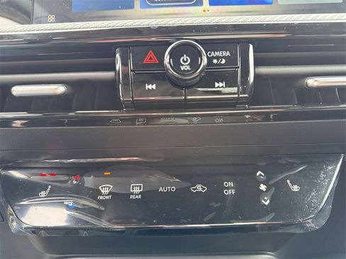 New 2026 Nissan Kicks SR w/ SR Premium Package image 29